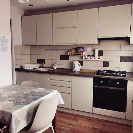 Lujzi Apartman Eger Extérieur photo